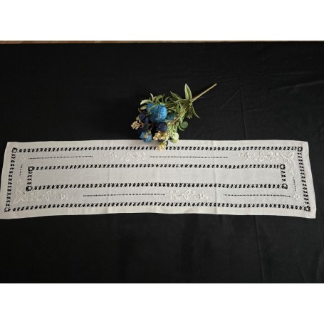 Zenoni&Colombi Coppia Coprivasso Ricamati A Mano Gigliuccio – 25x40cm, 100% Puro Cotone, Made In Italy