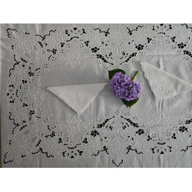 Tovaglia 12 posti puro lino ricamata a mano ricamo intaglio 170x 265cm