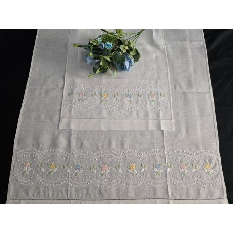 Set asciugamani ricamati 1+1 Punto Pieno a mano puro lino Bellora ecrù chiaro