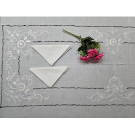 Tovaglia ricamata a mano in misto lino 12 posti Gran misura 180x360 cm
