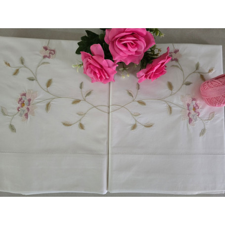 copy of Set lenzuola ricamate a punto pieno e nodino in pregiato cotone percalle