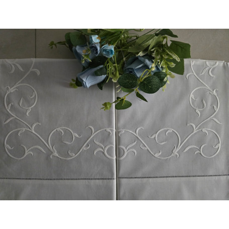 copy of Set completo lenzuola ricamate in puro cotone percalle altissima qualità