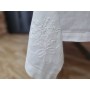 Tovaglia ricamata a mano in misto lino 12 posti 175x270 cm