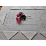Tovaglia ricamata a mano in misto lino 12 posti 175x270 cm