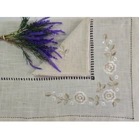 copy of Tovaglia ricamata in punto pieno e gigliuccio a mano su lino canapa 12 posti