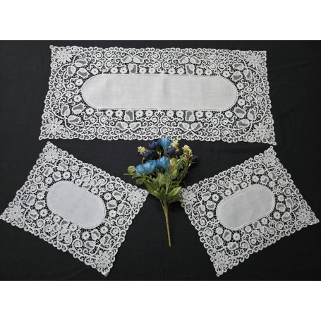 Tris centri puro lino con ricamo pizzo Cantù N1 centro 33x70cm N2 centri 24x33cm