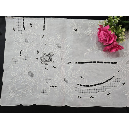 copy of Tovaglia 12 posti puro lino ricamata a mano ricamo intaglio 170x 265cm