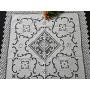 Elegante Centro Tavola ricamato a mano ricamo filet ed intaglio su puro lino 80x80 cm