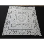 Elegante Centro Tavola ricamato a mano ricamo intaglio su puro lino 80x80 cm
