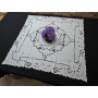 Elegante Centro Tavola ricamato a mano ricamo intaglio su puro lino 80x80 cm