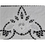 Elegante Centro Tavola ricamato a mano ricamo intaglio su puro lino 80x80 cm