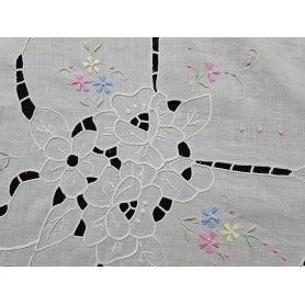 Tovaglia 12 posti puro lino Olandese ricamata a mano ricamo intaglio
