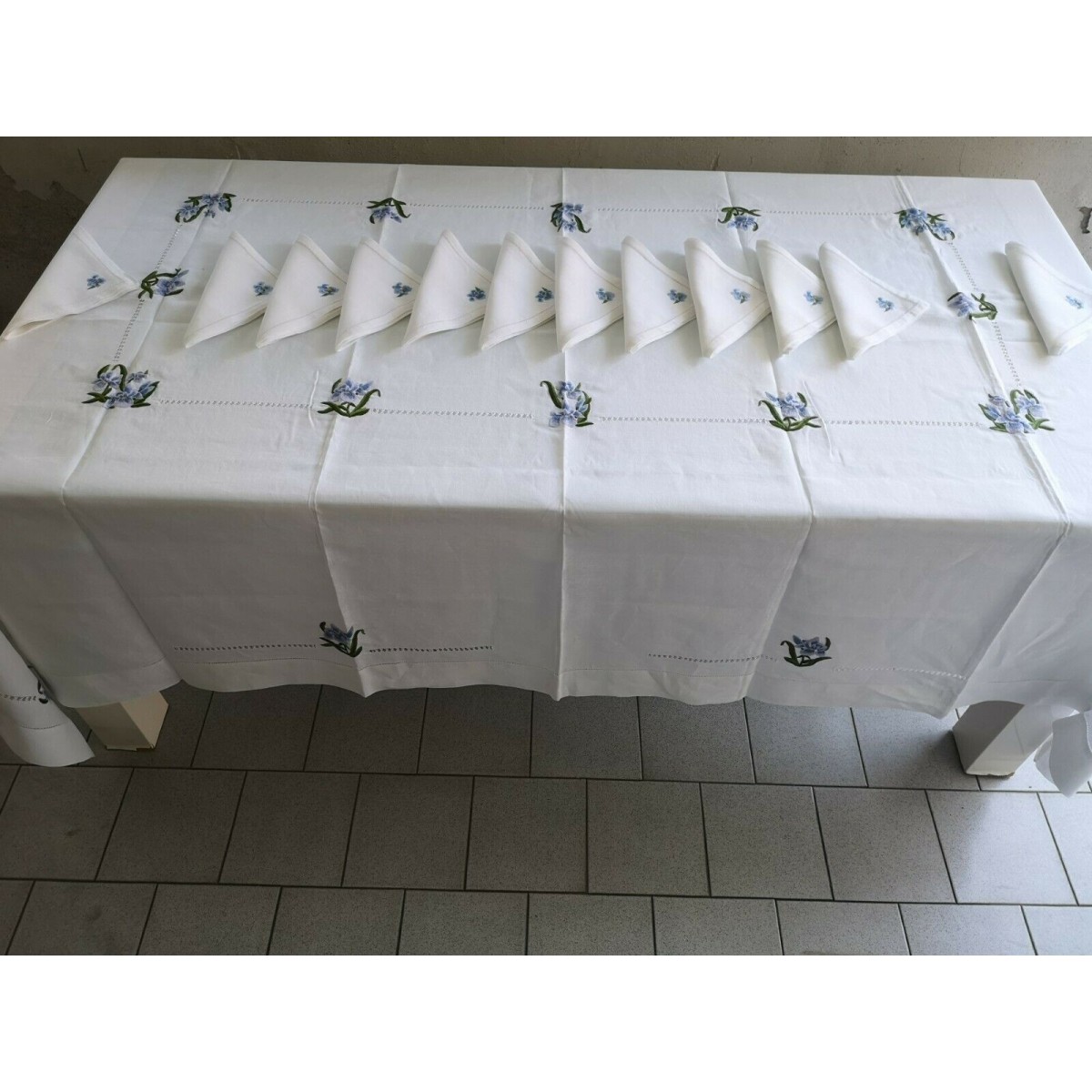Tovaglia puro lino Bellora con ricamo cantu a mano 12 posti 24 tovaglioli bianco