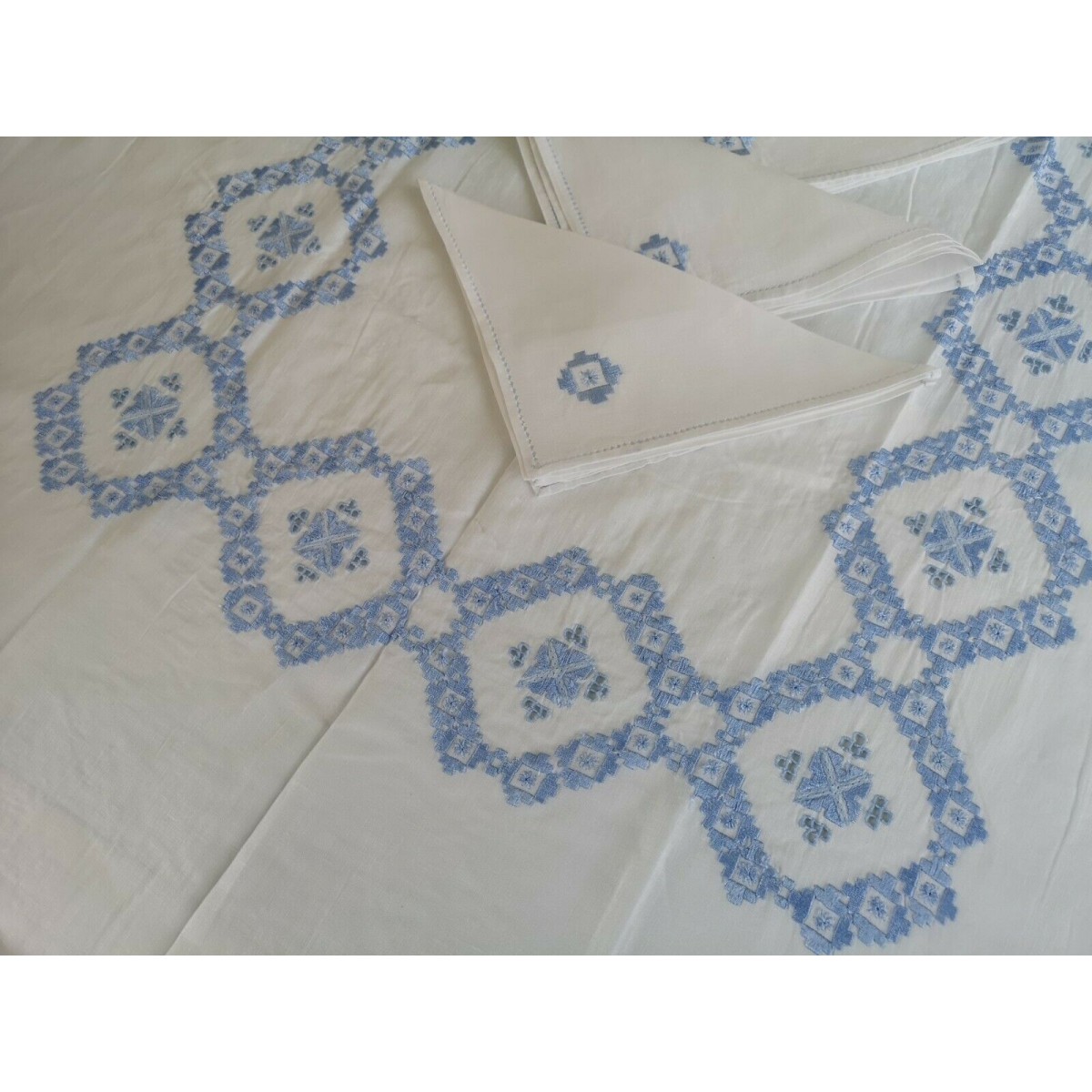 Nappe En Lin Pur 12 Personnes - Broderie Main Point Plein Or Fil Soie - Spectaculaire - Neuf