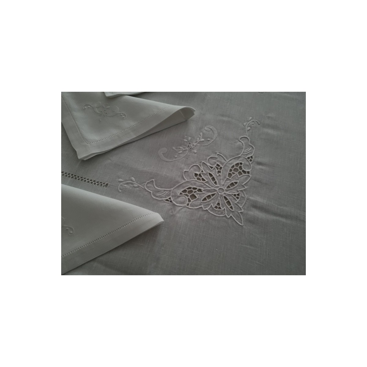 Tessuto Cotone Ricamo Inglese Fiore Smerlato Rosa Antico | Mondial Tissus - Foto 2