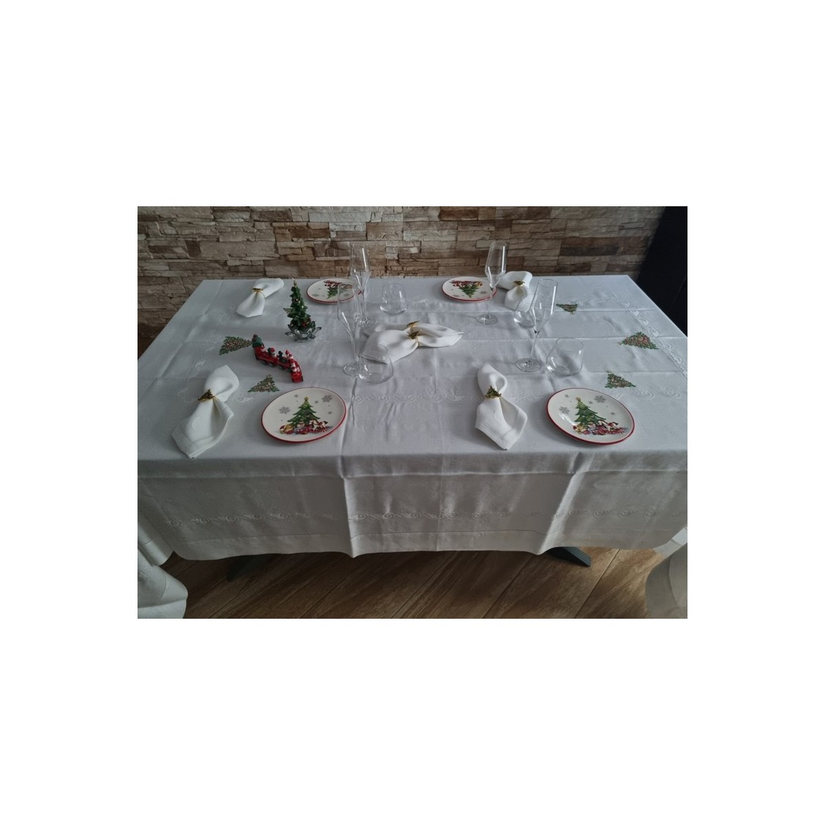 Tovaglia natalizia rossa ricamata, decorazioni per la tavola delle feste, biancheria da tavola festiva, tovaglia di Natale - Italia